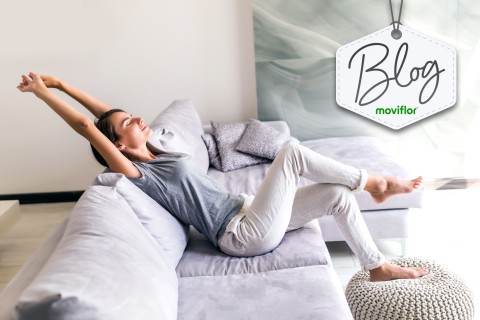 Dia da Preguiça: 10 sofás Moviflor perfeitos para sentar e relaxar