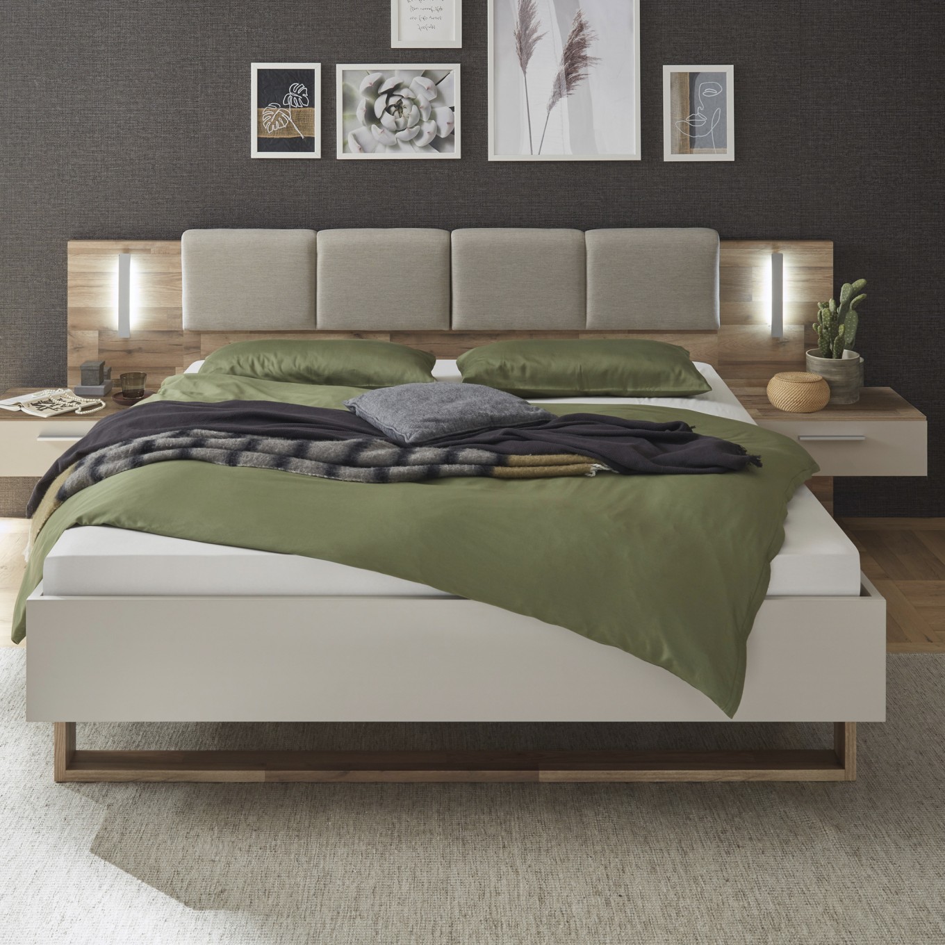Cama Cadore com 2 Mesas de Cabeceira