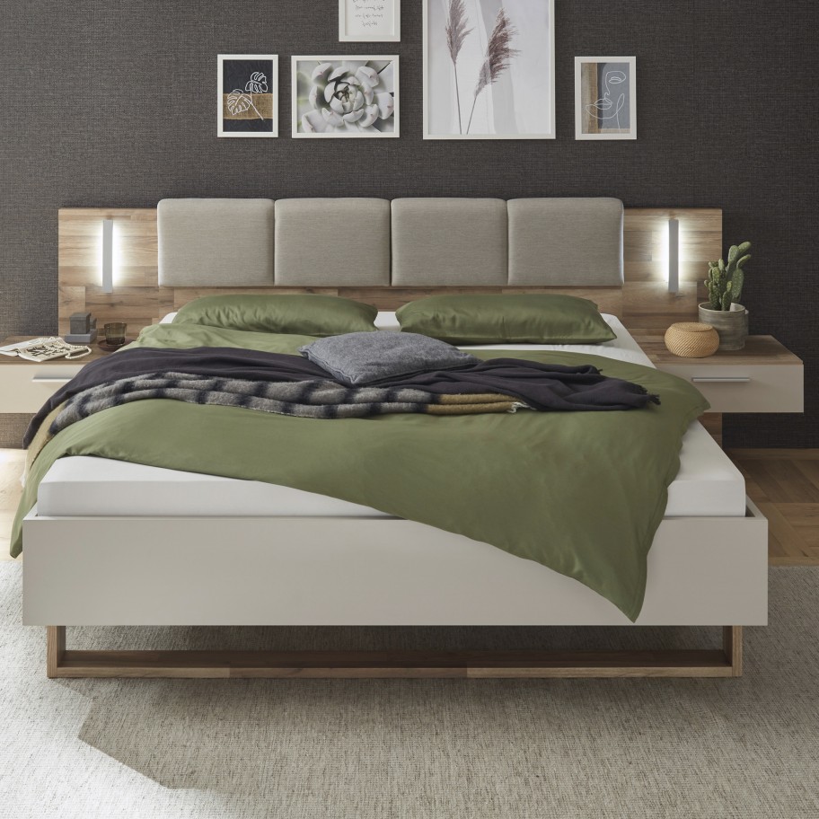 Cama Cadore com 2 Mesas de Cabeceira