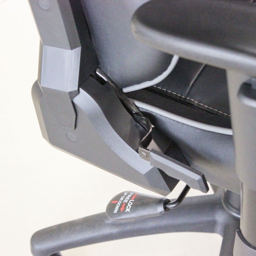 Mesa Gammer USB Premium Preto / Branco + Cadeira Gaming