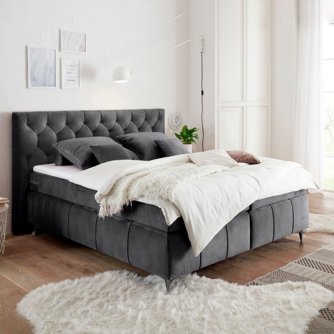 Box Spring Pembroke