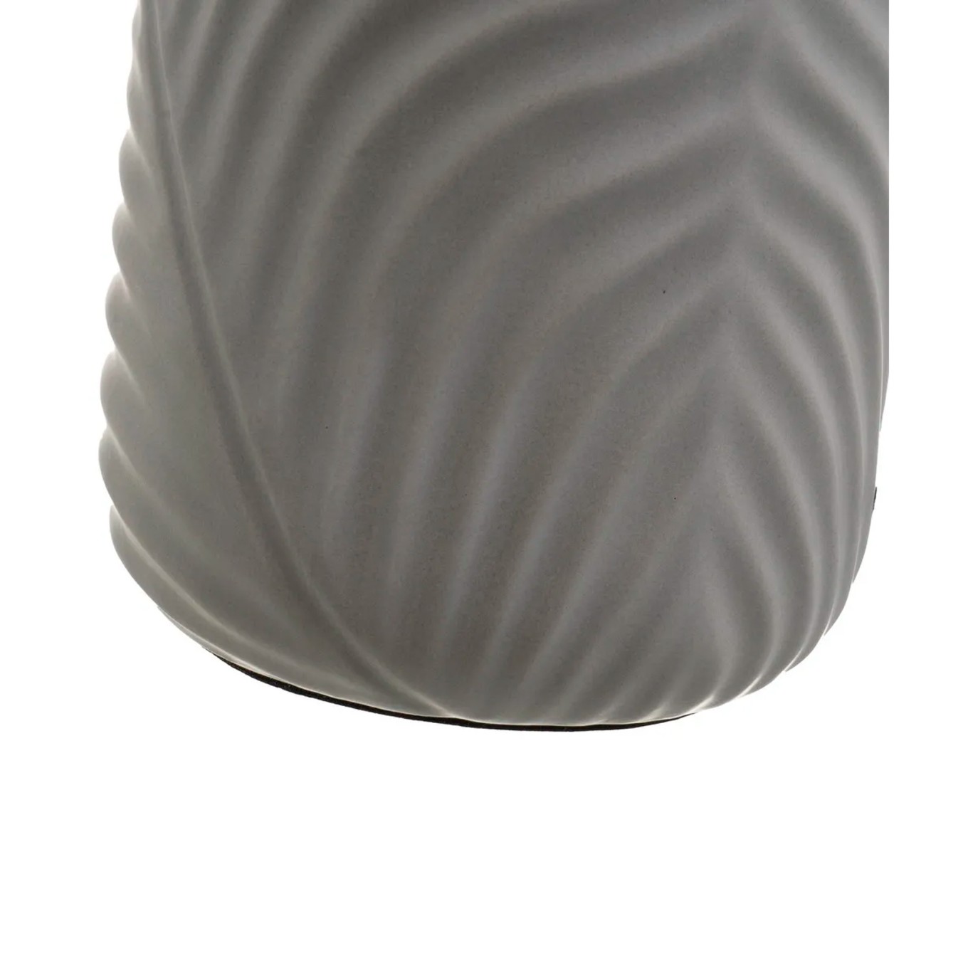 Candeeiro de Mesa em Cer�mica com Abajur 20x20x39cm