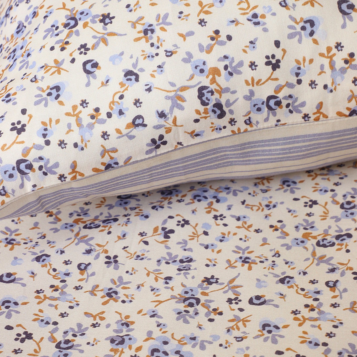 Capa de Edred�o Elodie c/ Fronha - Cama Individual 90/100